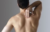 Синдром замороженного плеча: лечение и симптомы
