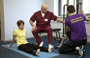 Доктор Бубновский: упражнения для плечевых суставов при артрозе плеча
