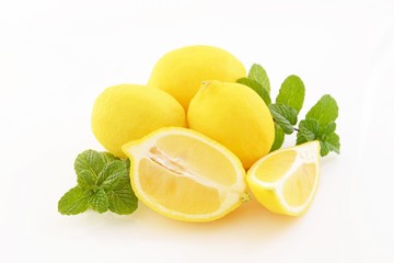 Лимон при подагре, его польза или вред