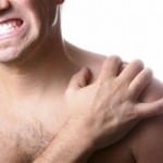 Артроз плечевого сустава: симптомы