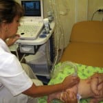 исследование тазобедренного сустава у новорожденного.