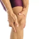Болит под коленом сзади при разгибании ноги